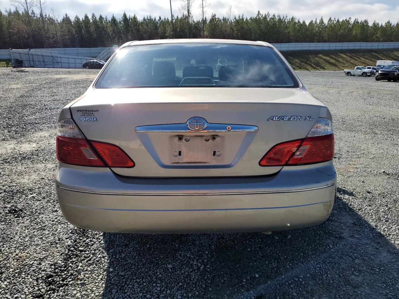 2004 Toyota Avalon Xl VIN: 4T1BF28B54U352140 Lot: 39984413