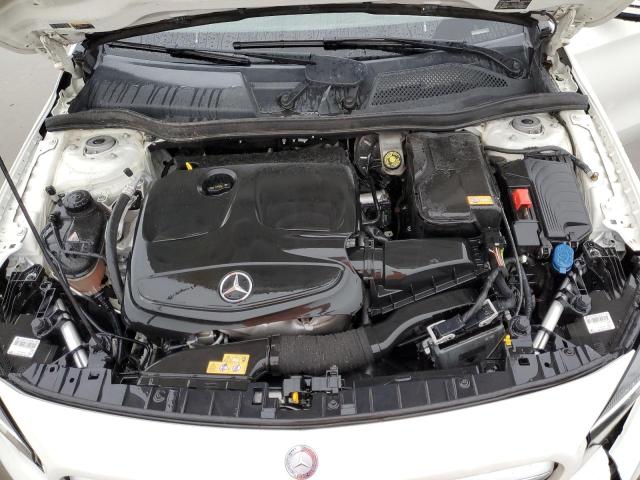 2016 MERCEDES-BENZ GLA 250 - WDCTG4EB2GJ226601