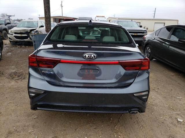 3KPF24AD6ME408108 KIA FORTE FE