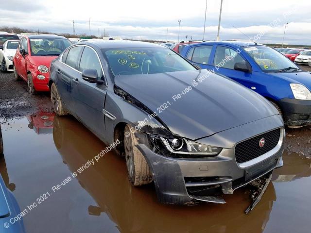 SAJAB4ANXGA911135 Jaguar Xe Portfol