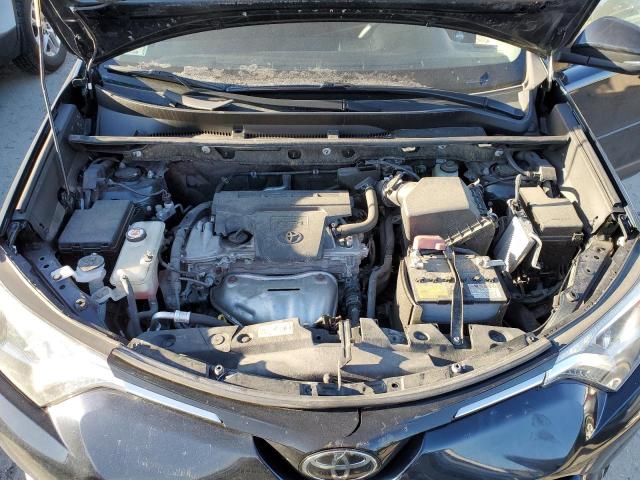 2017 TOYOTA RAV4 XLE JTMRFREVXHD208518