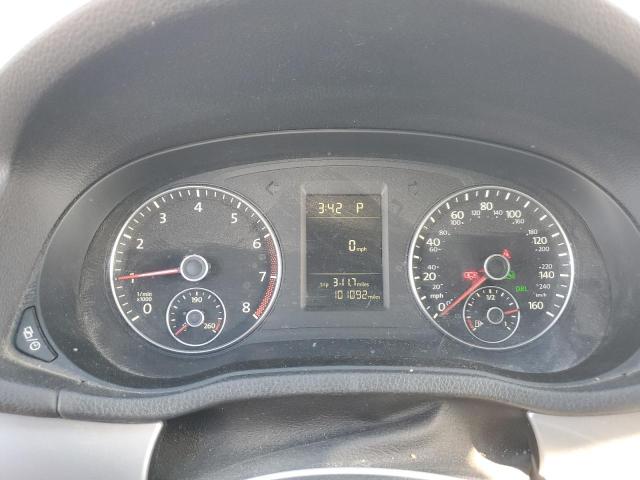 2015 VOLKSWAGEN PASSAT S - 1VWAT7A30FC060698