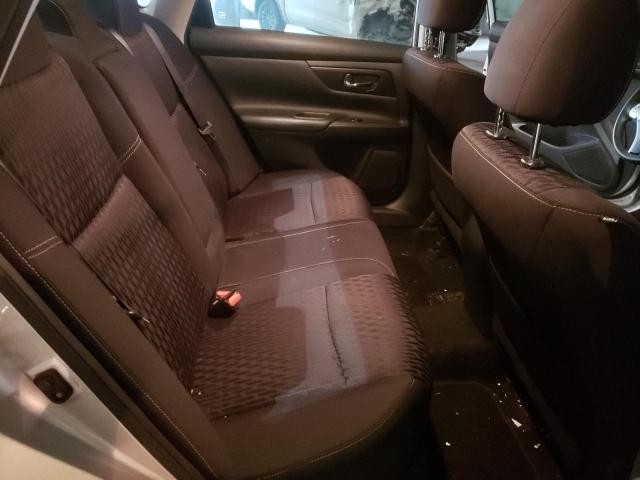1N4AL3AP1HN352985 Nissan ALTIMA 2.5
