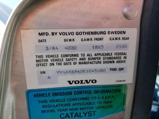 YV1AX8840E1045280 Volvo 244