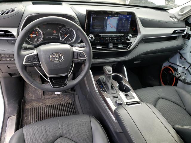 5TDFZRBH0NS173934 Toyota Highlander Platinum