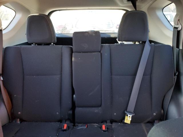 2017 TOYOTA RAV4 XLE JTMRFREVXHD208518