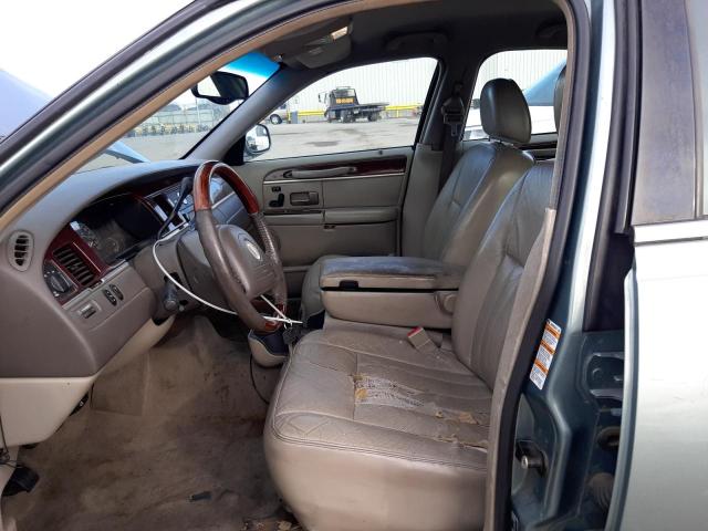 1LNHM82W13Y655843 Lincoln Town Car Signature