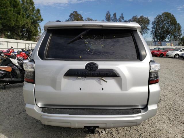 2020 TOYOTA 4RUNNER SR - JTEBU5JR2L5824348