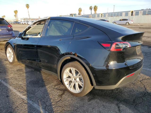 7SAYGDEE8NF441008 Tesla Model Y