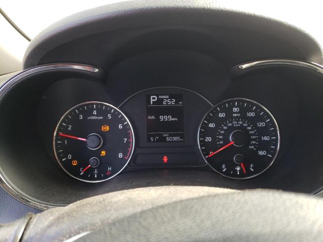 3KPFK4A72HE140285 KIA FORTE LX
