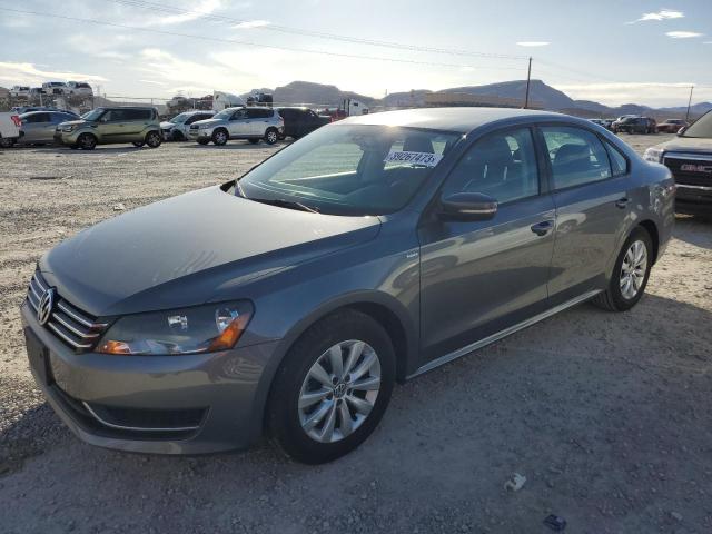 2015 VOLKSWAGEN PASSAT S - 1VWAT7A30FC060698