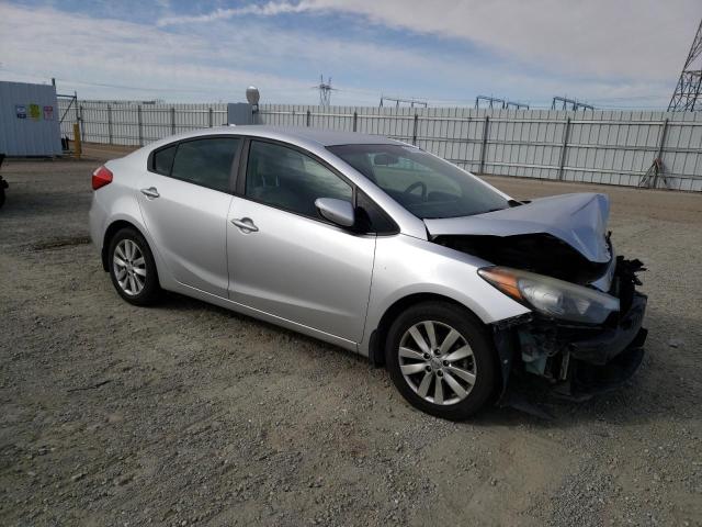 KNAFX4A64E5177433 KIA FORTE LX