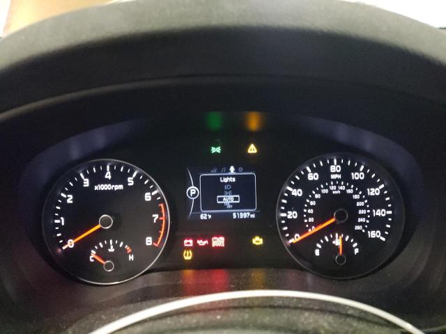 KNDPMCAC8J7339837 KIA Sportage Lx