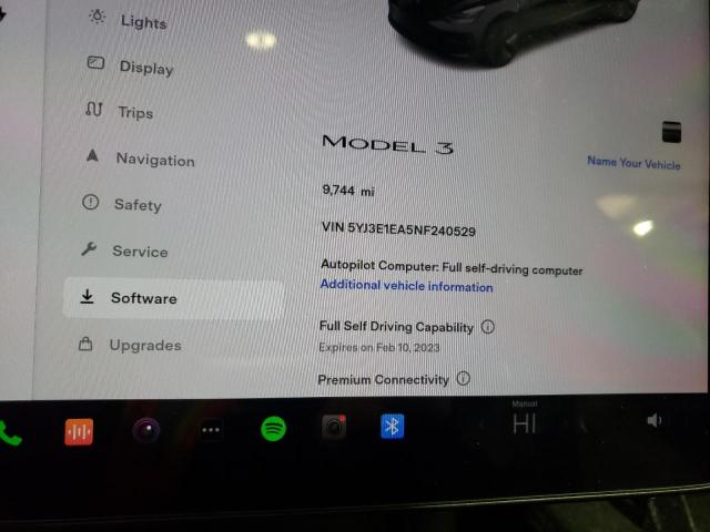 5YJ3E1EA5NF240529 Tesla MODEL 3