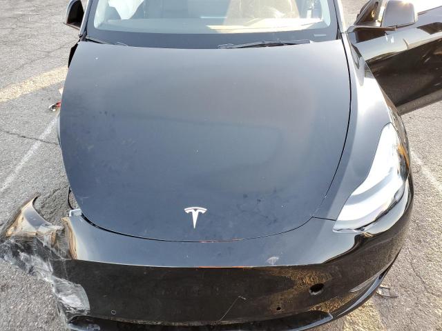 7SAYGDEE8NF441008 Tesla Model Y