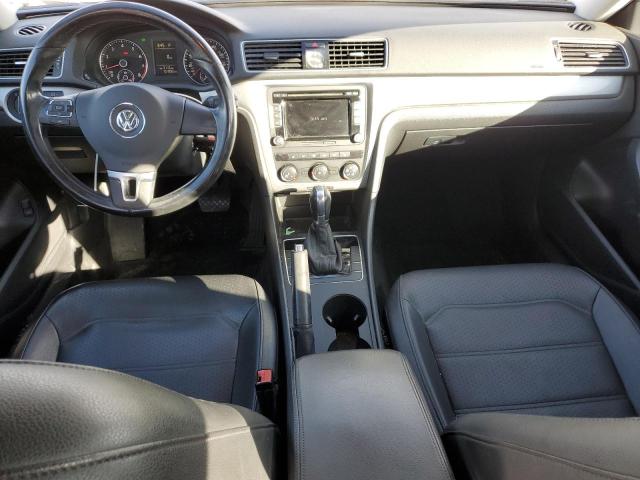 2015 VOLKSWAGEN PASSAT S - 1VWAT7A30FC060698