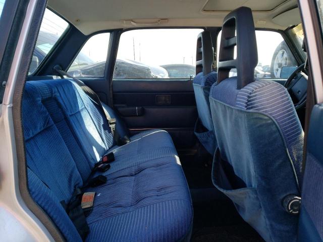 YV1AX8840E1045280 Volvo 244