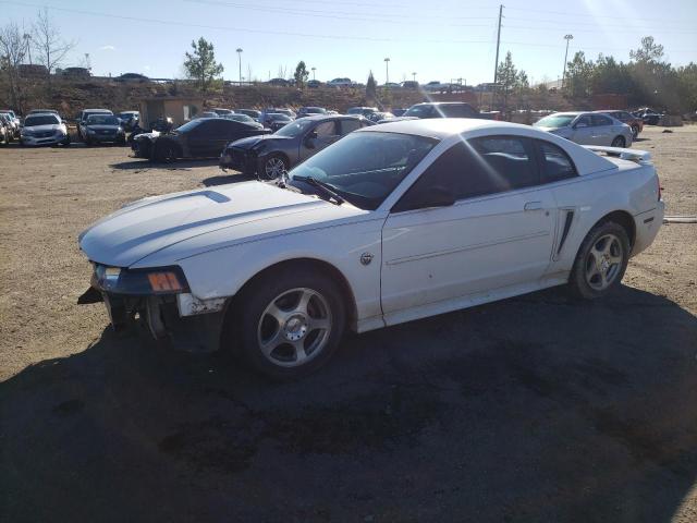 2004 Ford Mustang 