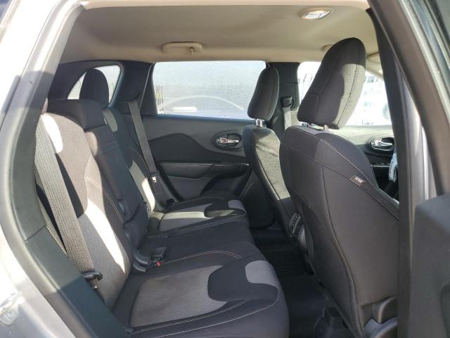 1C4PJMCB3EW202335 Jeep Cherokee Latitude