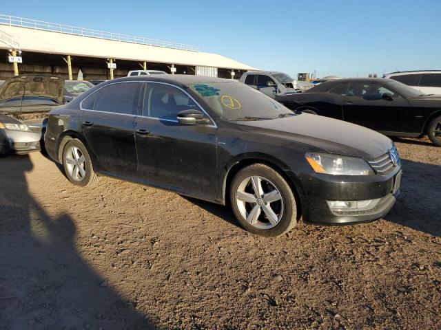 2015 VOLKSWAGEN PASSAT S - 1VWAT7A35FC106560