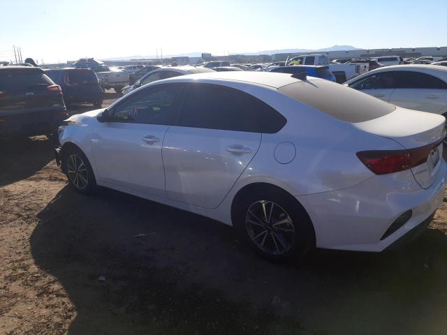3KPF24AD9PE563773 KIA FORTE LX