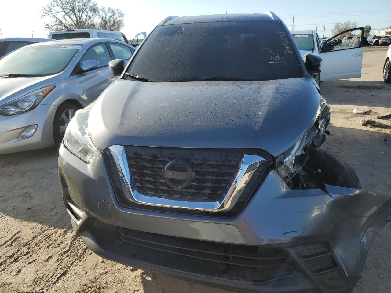 3N1CP5CU5KL565986 NISSAN KICKS 2019