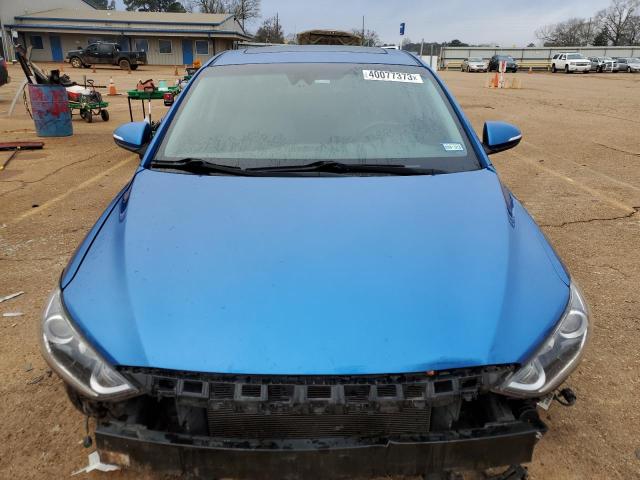2017 HYUNDAI ELANTRA - 5NPD84LF6HH037019