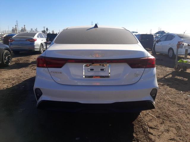 3KPF24AD9PE563773 KIA FORTE LX