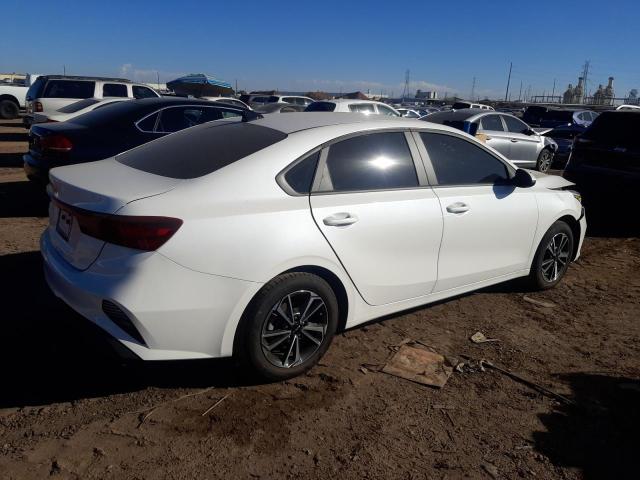 3KPF24AD9PE563773 KIA FORTE LX
