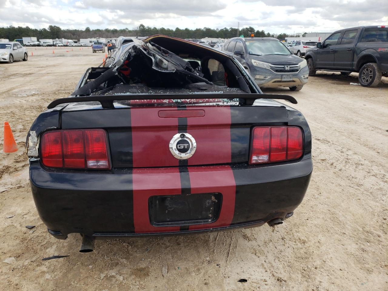 2005 Ford Mustang Gt VIN: 1ZVFT82H755161066 Lot: 39966453