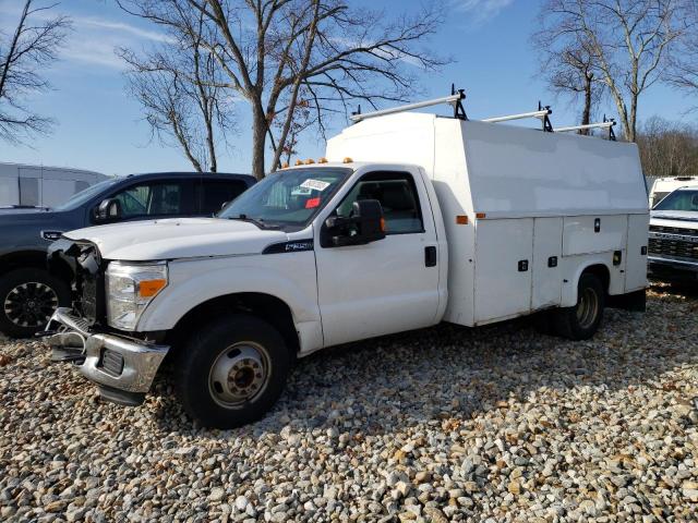 Salvage trucks for sale at Warren, MA auction: 2015 Ford F350 Super Duty
