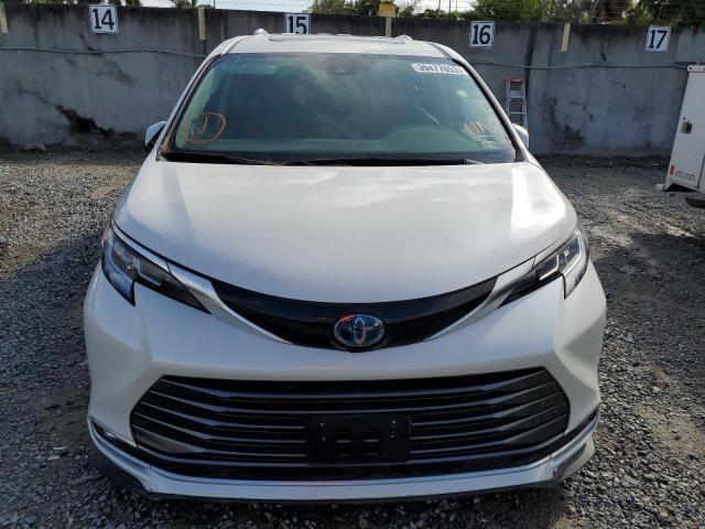 2021 TOYOTA SIENNA LIM 5TDZRKEC4MS062015