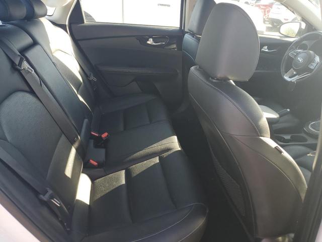 3KPF54AD4KE028933 KIA FORTE EX
