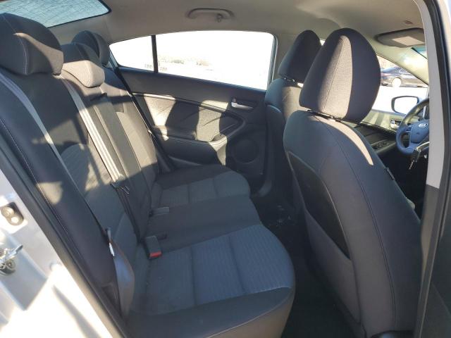 3KPFL4A7XHE009070 KIA FORTE LX