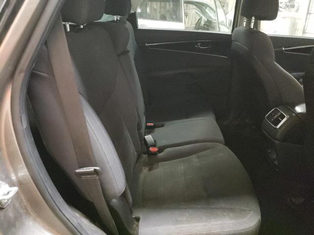 5XYPG4A33HG297622 KIA SORENTO LX