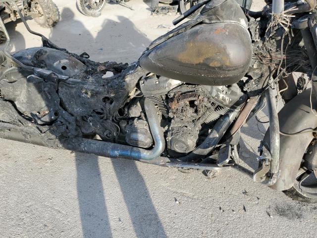 2018 HARLEY-DAVIDSON FLHX 115TH - 1HD1KXC1XJB632438