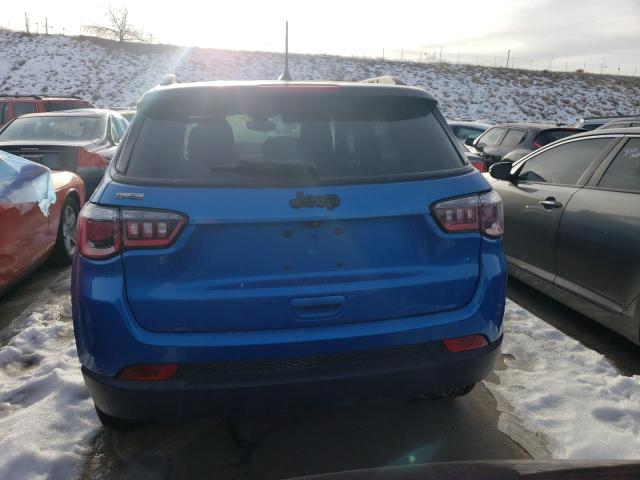 3C4NJCBB3JT318492 Jeep Compass Latitude