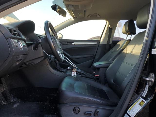 2015 VOLKSWAGEN PASSAT S - 1VWAT7A35FC106560