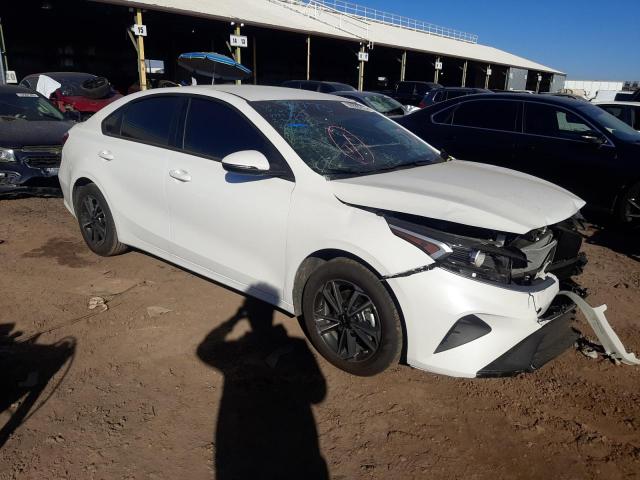 3KPF24AD9PE563773 KIA FORTE LX