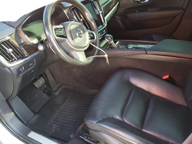 LVY982MKXJP037940 Volvo S90 T5 Momentum