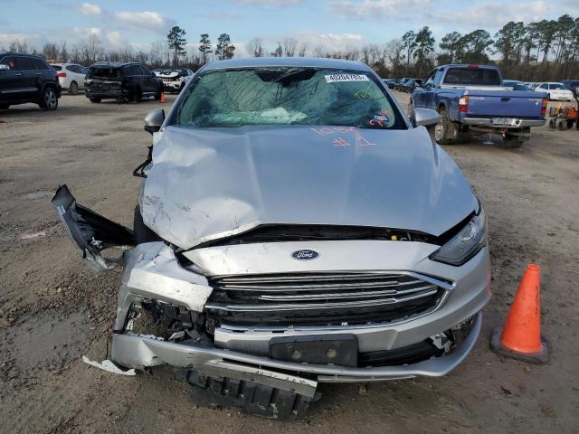  FORD FUSION 2018 Silver