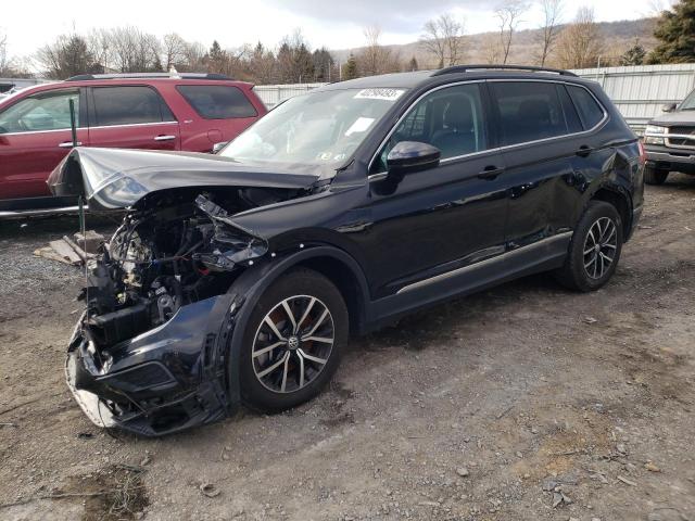 Salvage cars for sale from Copart Grantville, PA: 2021 Volkswagen Tiguan SE
