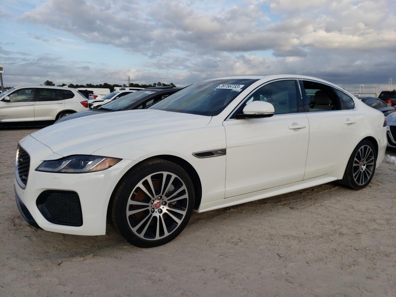 SAJBL4GX0NCY90839 JAGUAR XF R-DYNAM 2022
