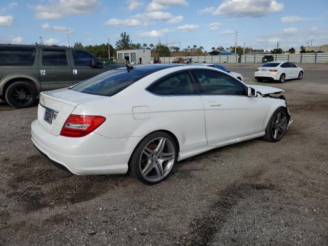 2015 MERCEDES-BENZ C 250 - WDDGJ4HB5FG391550
