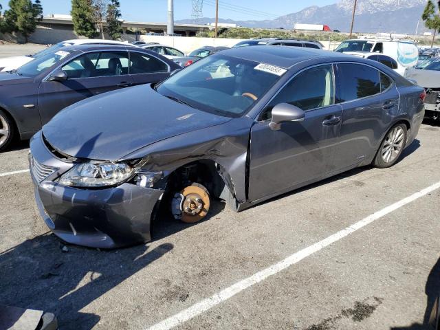 2015 Lexus ES 300h 