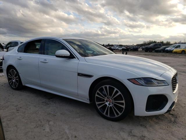 SAJBL4GX0NCY90839 Jaguar Xf R-dynamic Se