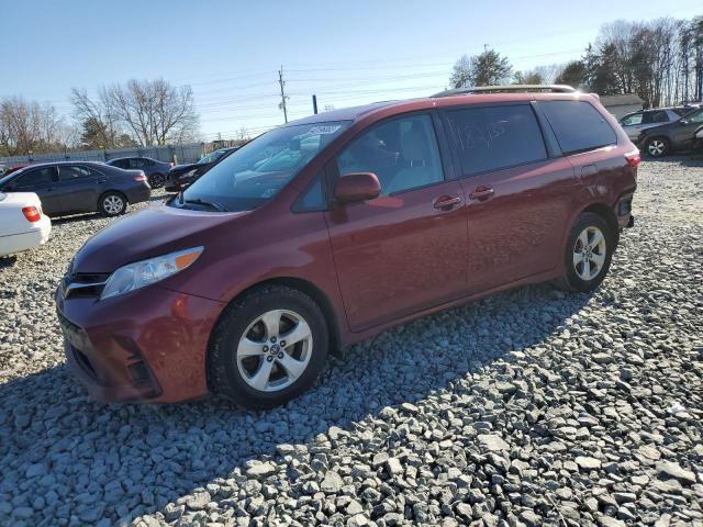 2018 Toyota Sienna LE