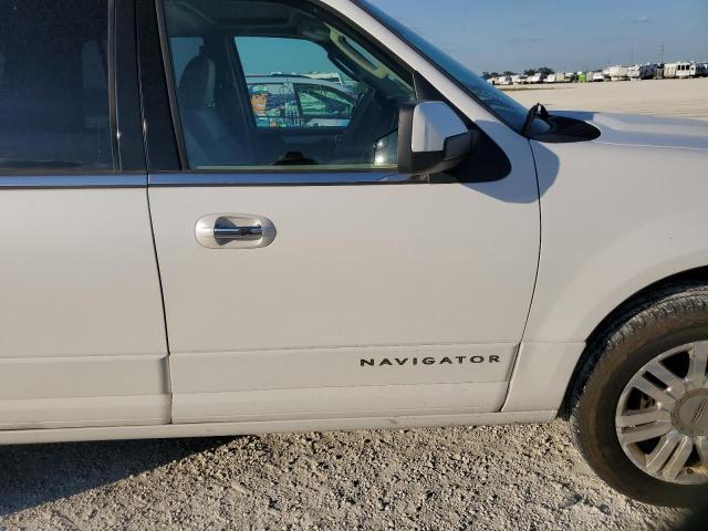 5LMJJ2J55EEL07853 Lincoln Navigator