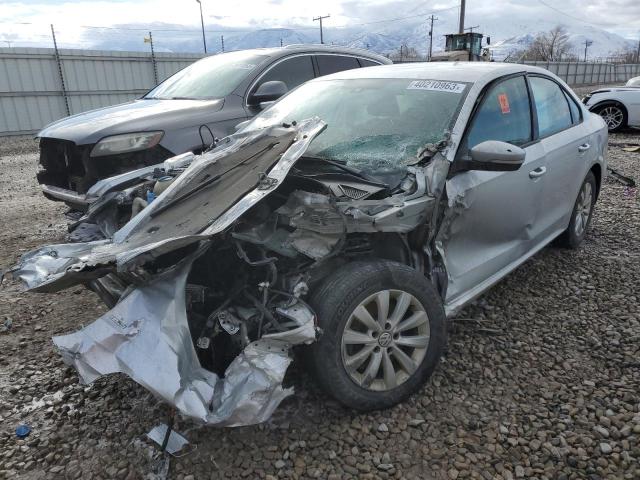 Lot #2390457968 2015 VOLKSWAGEN PASSAT S salvage car