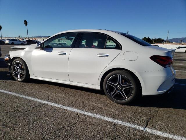 W1K3G4EB9NJ356786 Mercedes-Benz A 220